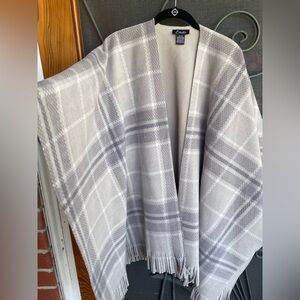 Studio Light Gray Plaid Cozy Wrap